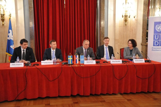 КОНФЕРЕНЦИЈА: „Ка економичнијим јавним набавкама у локалним самоуправама“